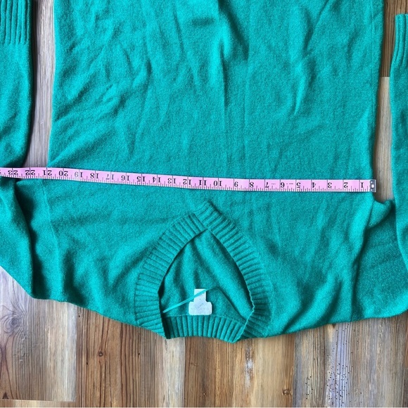 Caslon Oversized Women's Green Sweater Size Medium #B2472 - Picture 3 of 8
